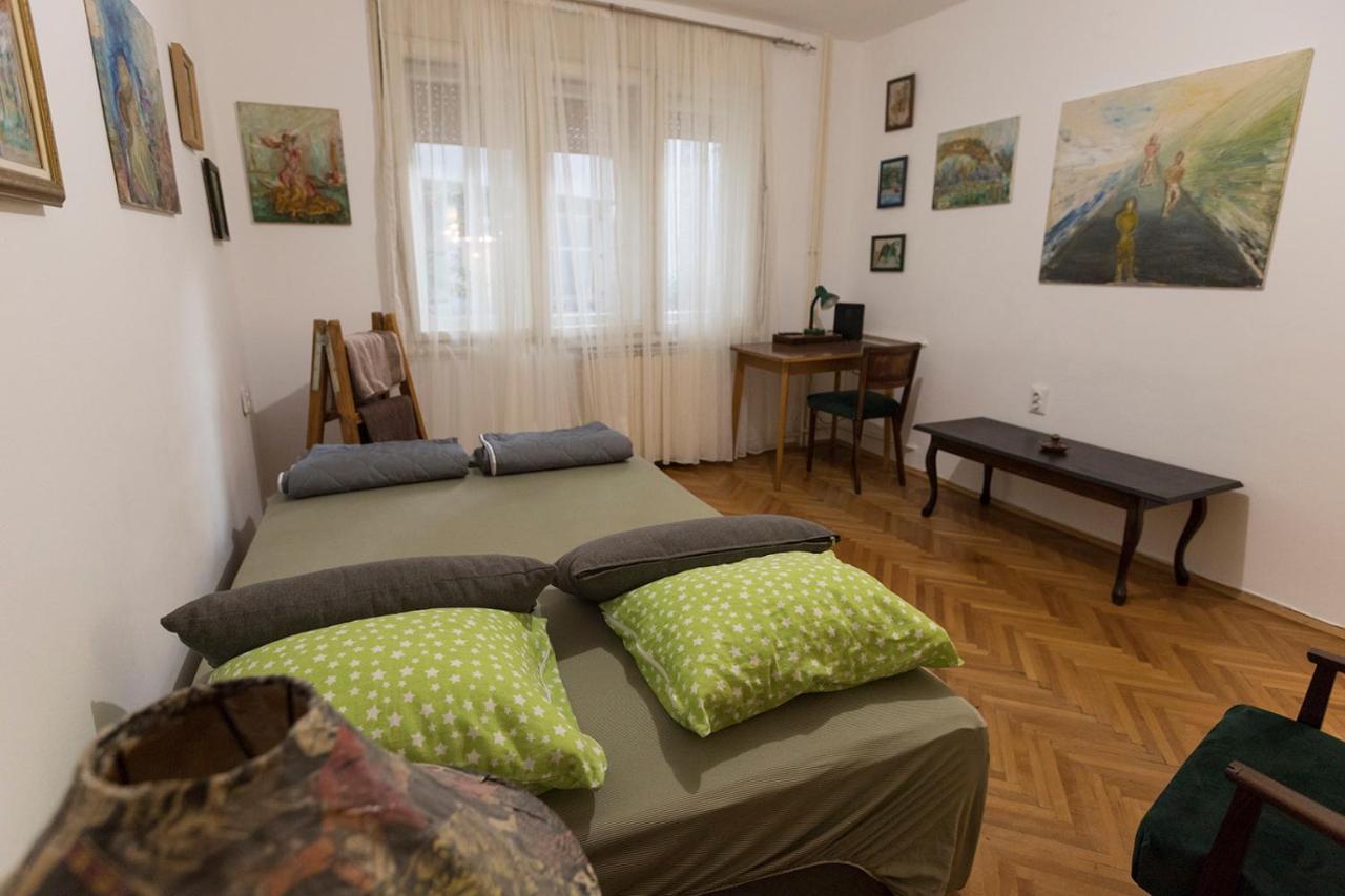 The Pioneers Home 2 Skopje Eksteriør billede